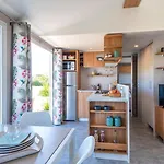אתר קמפינג Beachside